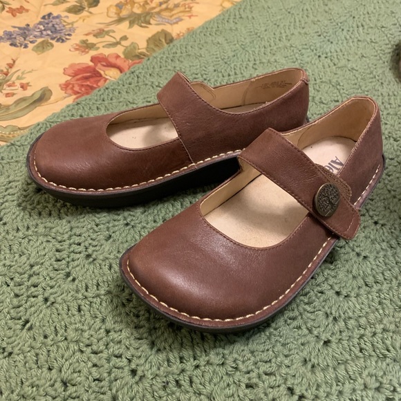 Alegria - worn once - Picture 1 of 2